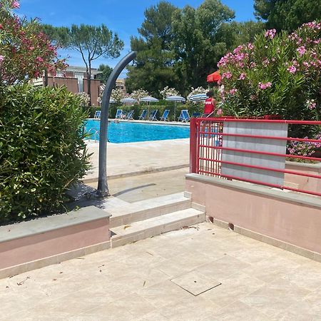 Apartments Via Dei Platani Marina Di Bibbona Exterior foto