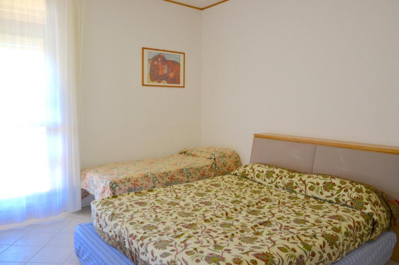 Apartments Via Dei Platani Marina Di Bibbona Exterior foto